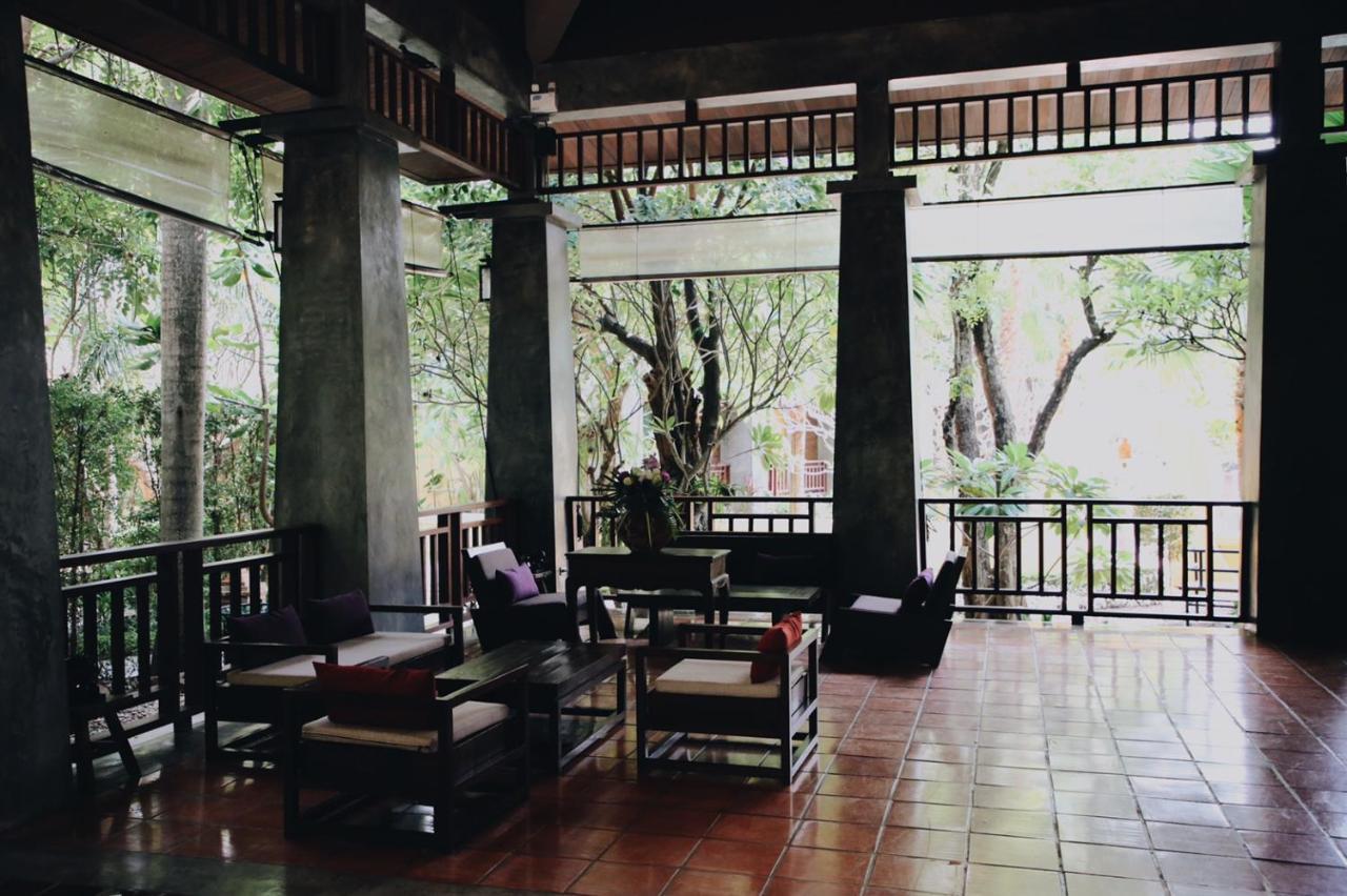 Hotel De L'Amour Sha Plus Prakhon Chai Экстерьер фото